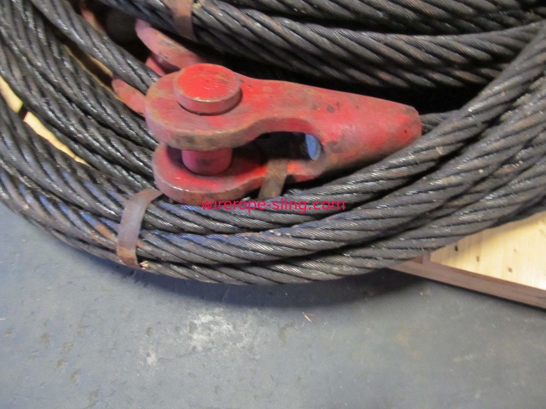 Le imbracature di sollevamento strette del cavo metallico della struttura, cavo d'acciaio lancia l'estremità di Crosby
